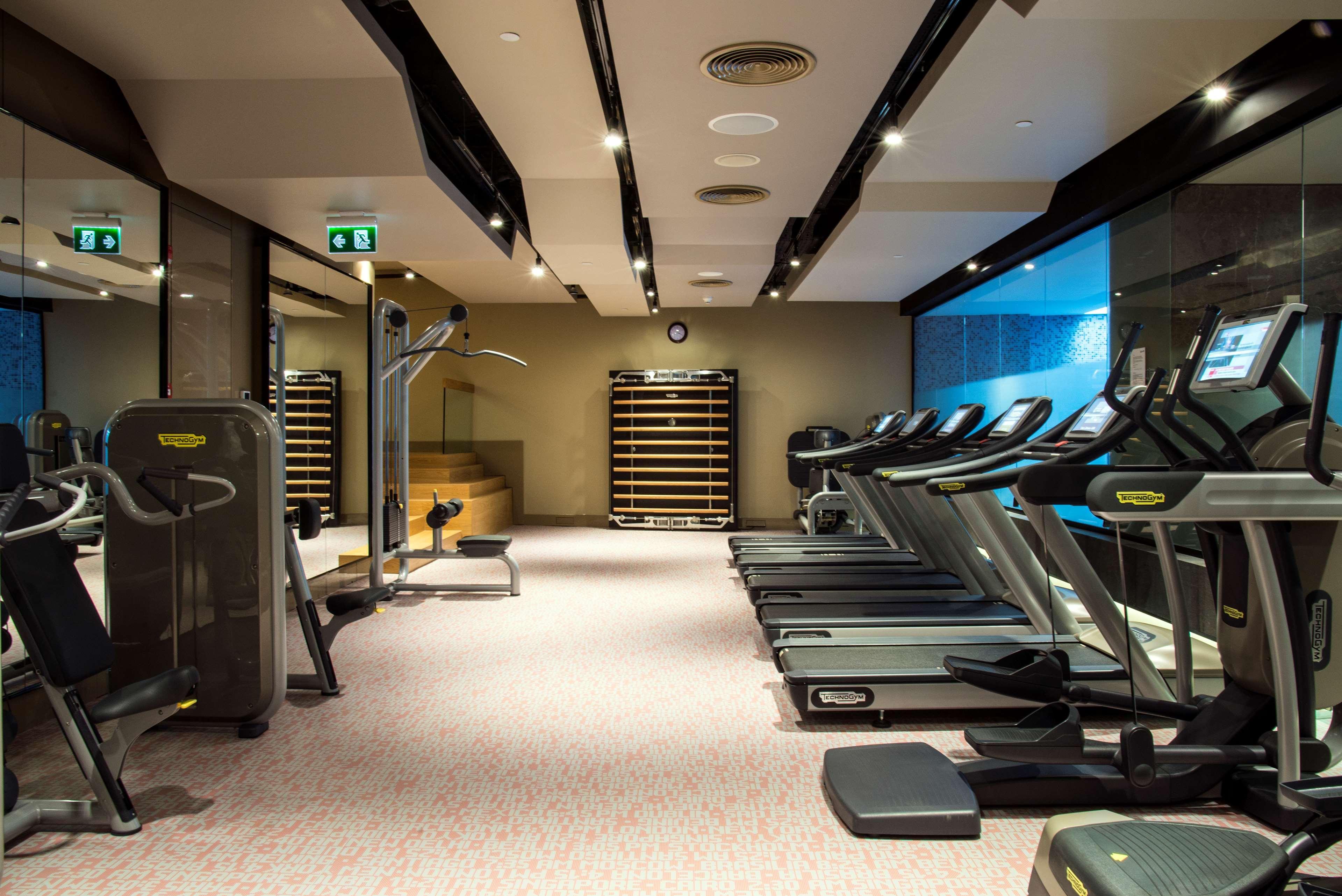 Radisson Blu Hotel Istanbul Asia Istambul Exterior foto The gym at the InterContinental London The O2