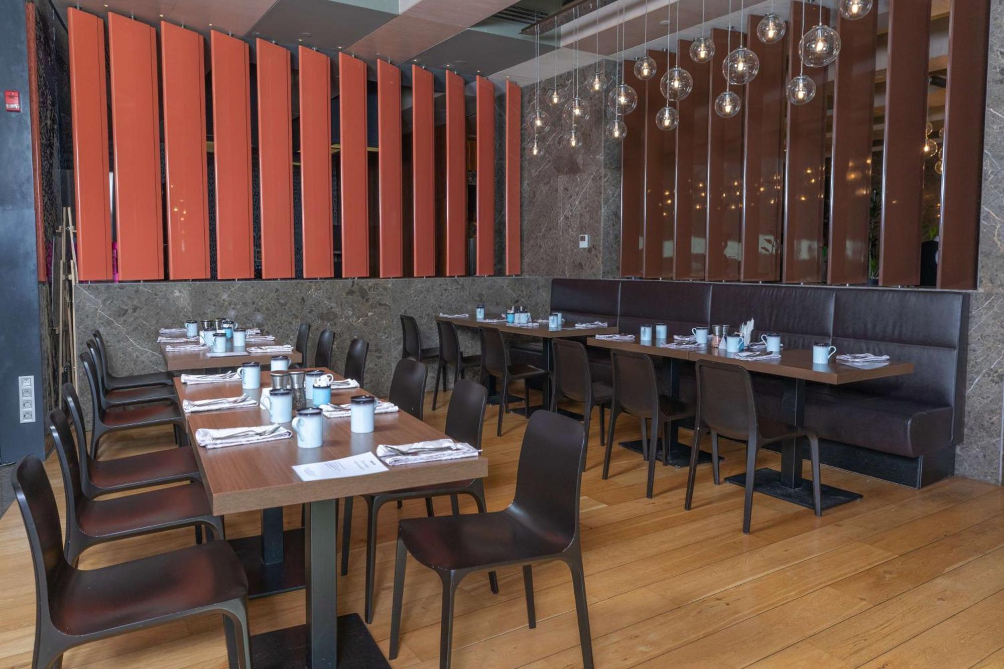Radisson Blu Hotel Istanbul Asia Istambul Exterior foto Interior of the restaurant
