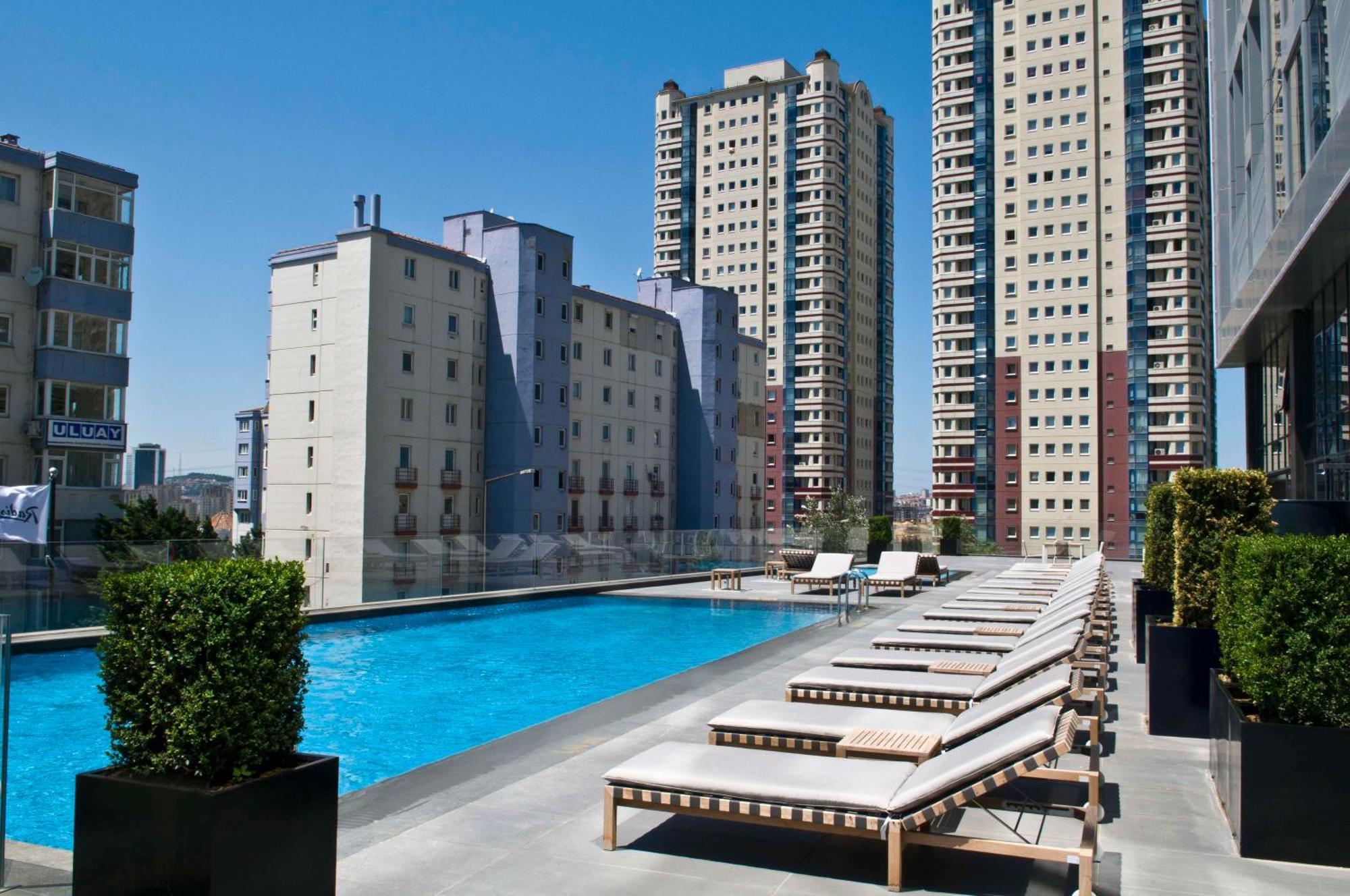Radisson Blu Hotel Istanbul Asia Istambul Exterior foto Skyline Residences